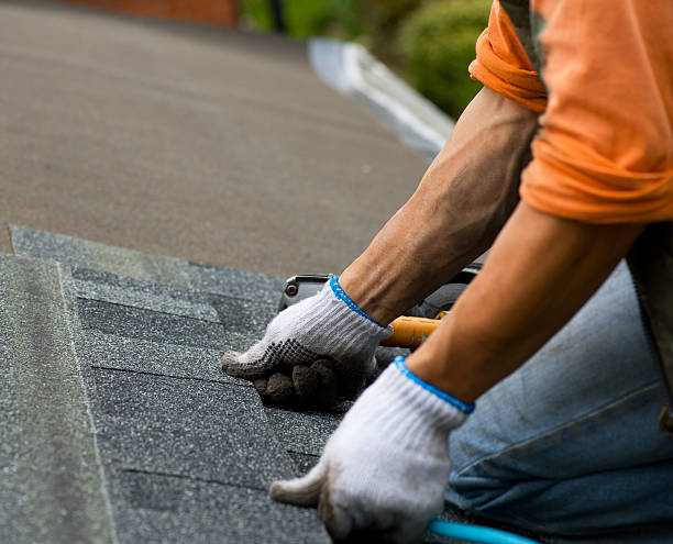 Quick and Trustworthy Emergency Roof Repair Services in Dyersville, IA